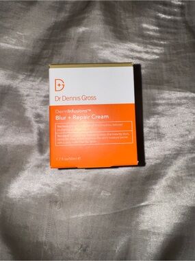 Dr. Dennis Gross DermInfusions Blur + Repair Cream - Orange/White
